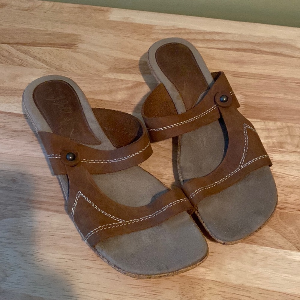 J Jill Made in Italy Leather asymmetrical Stitch detail Slide Wedge Sandals